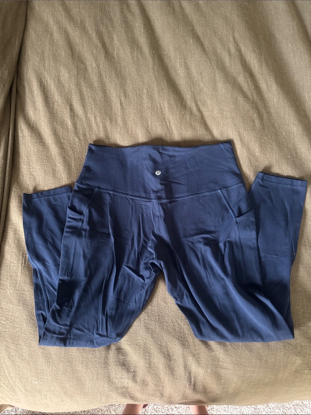 lululemon athletica womens' Navy Blue Performance Leggings with Side Pockets